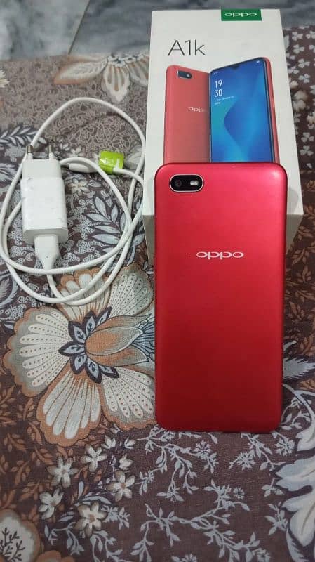 Oppo A1 k ,,2 gb ram 32 gb memory,,bettry 10/9 6