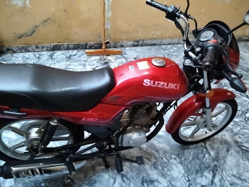 Suzuki GD 110 2