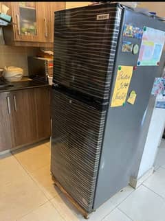 03313548259 urgent sale orient fridge