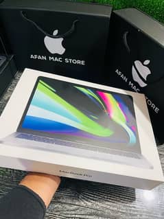 Macbook Pro 2020 M1 Chip 13”inch 8Gb Ram 512Gb SSD