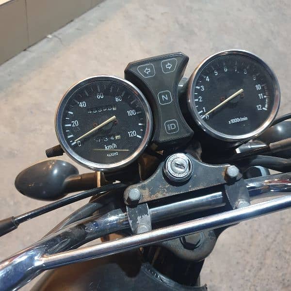 Suzuki GS-150 model 2017 5