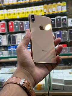 Xs max 64 gb jv 92% health 03196002949(whtsapp)