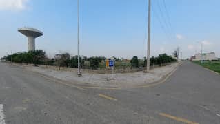 Ideally Located On 15 Months Easy Installments Plan 5 Marla Residential Plot Is Available For Sale In Paragon City Lahore