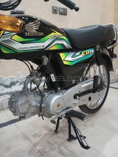 Karachi No . . Honda CD 70 2023 . First Owner