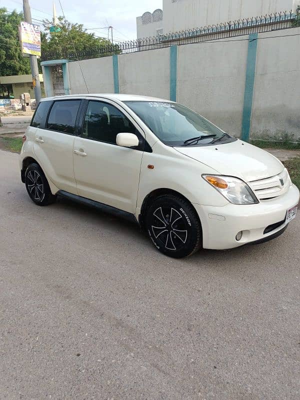 Toyota IST Automatic as Vitz Passo Swift Mira City Cultus Alto Xli Gli 6