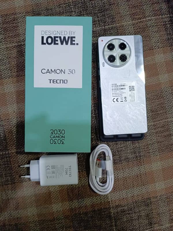 Tecno cammon 30 8+8 GB 256 GB just box open 5