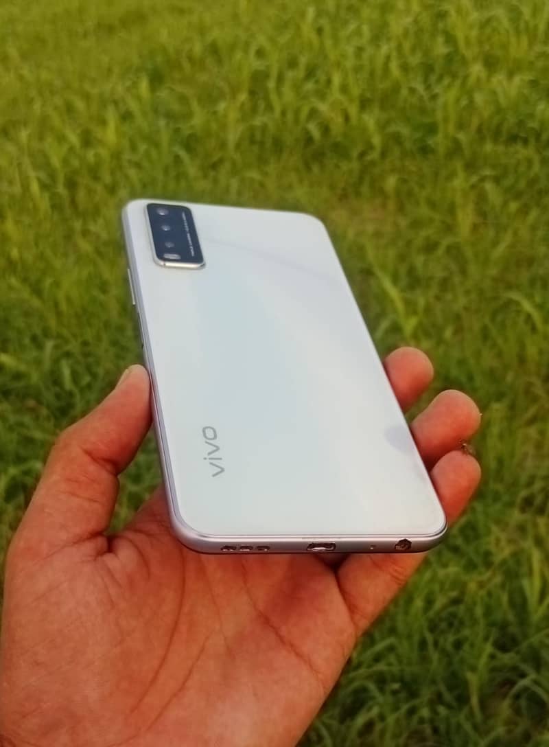 vivo y20 (2021) full box no open No Rapir 4/64 0