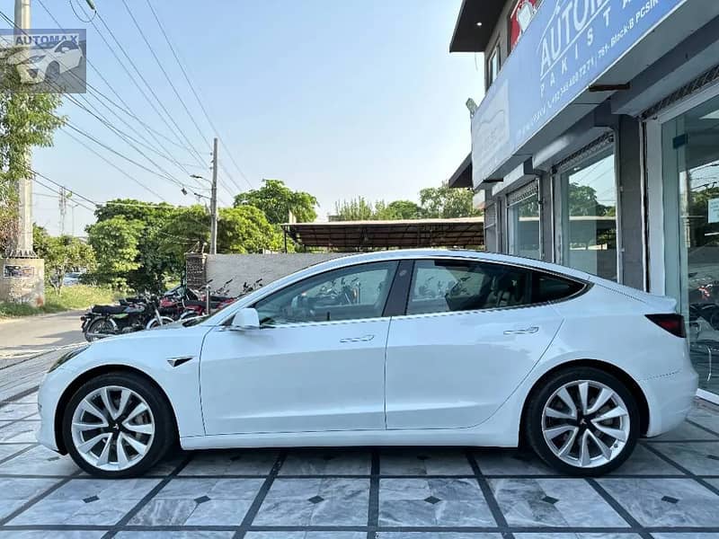 Tesla Model 3 Long Range 2020 7