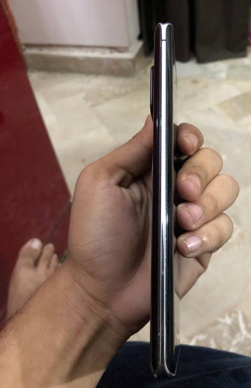 Sharp Aquos R6 Non-Pta 2