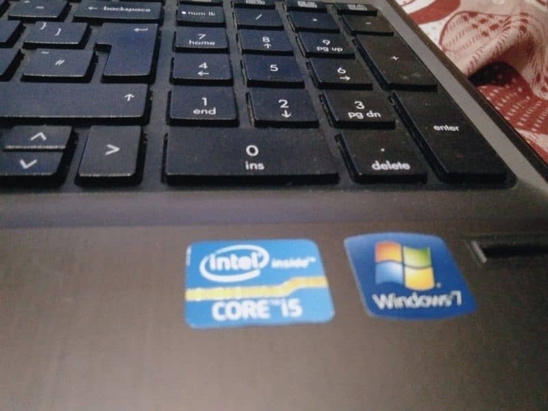 HP Laptop Core i3 7