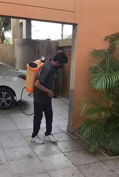 Fumigator ki Zarorat hai.