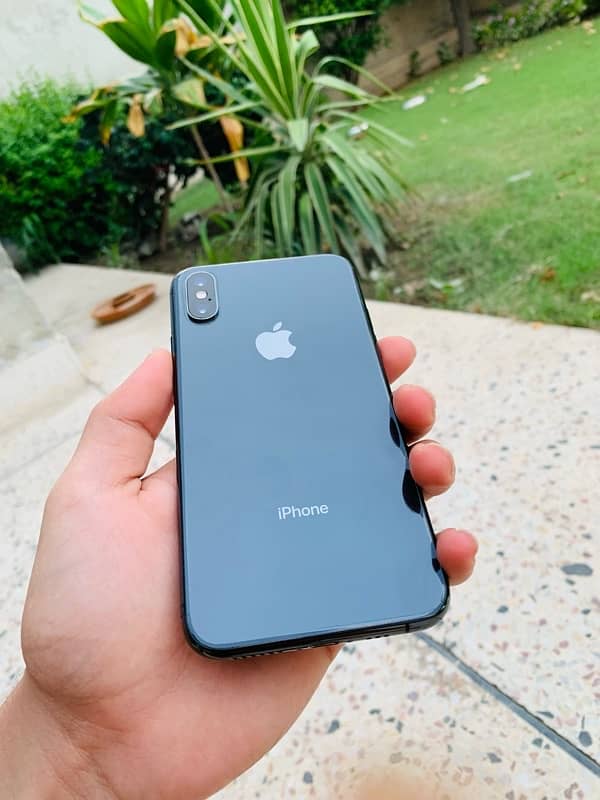 iPhone Xs Non PTA Factory Unlock (Water Pack) 3