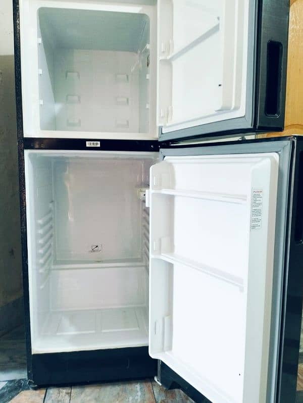 Dawlance Refrigerator 4