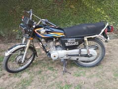 Honda 125 Black Beauty