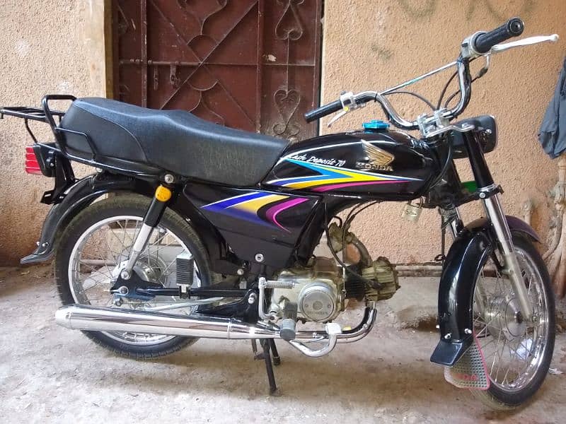 Honda 2010 zero meter type karachi Number 4