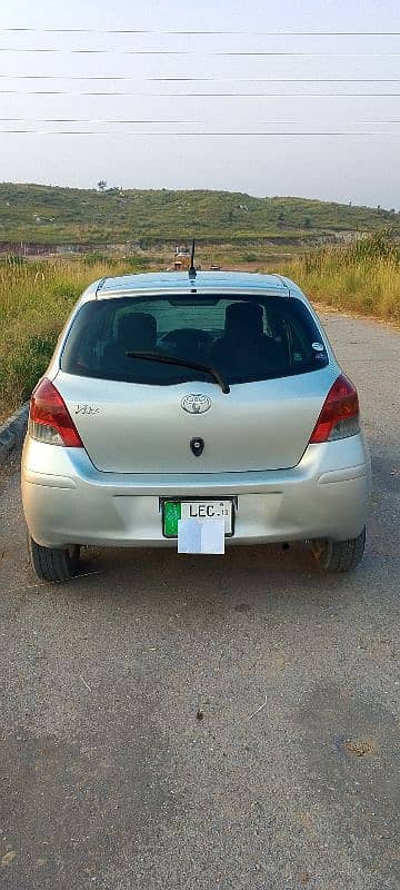 Vitz 2008/13 in best condition. 5