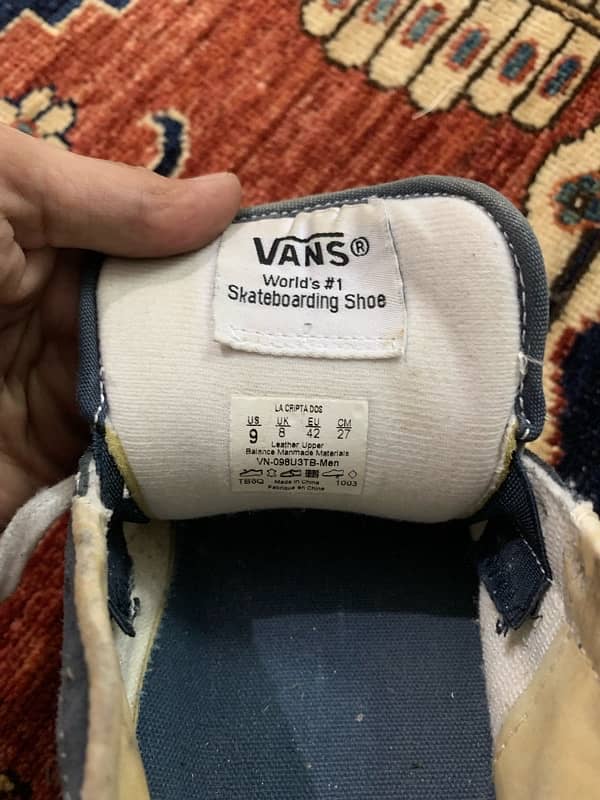 Vans is shoe 4