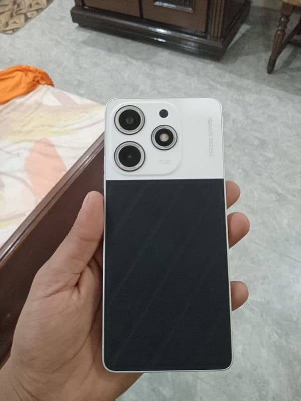 Tecno spark 10 pro 0