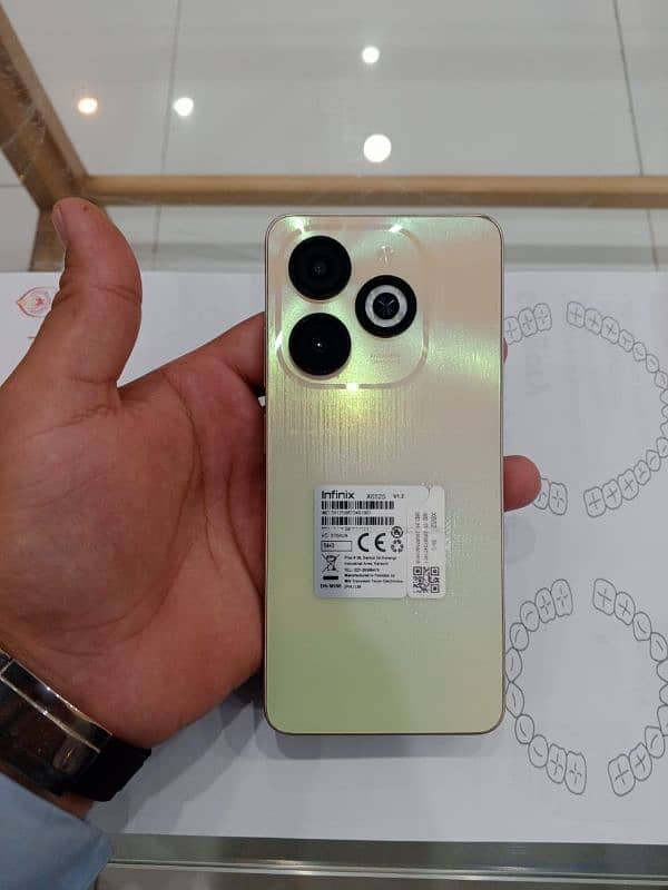 Infinix smart 8 9.5/10 condition in affordable price 2