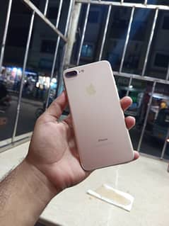 iPhone 7plus 128gb factory unlock. Exchange waly ajao.