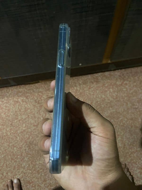 iphone 13 pro max non pta 4