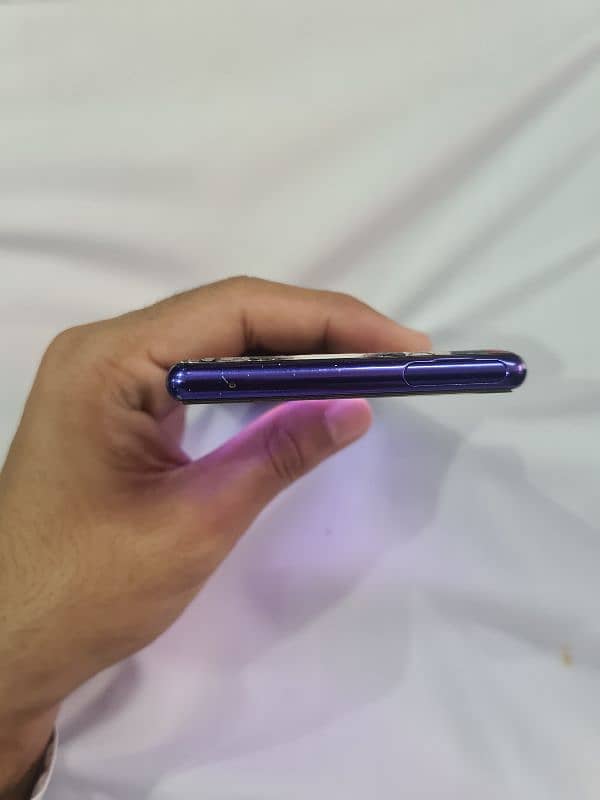 Sony Xperia 1  6-64 Snapdragon 855 Gaming Phone 4