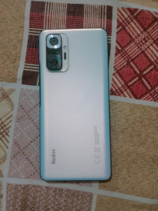 Mobile in good condition 2