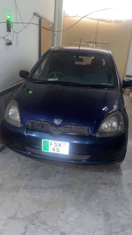 Toyota Vitz 2000 (15km average) genuine body 1