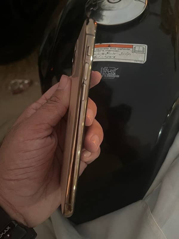 iphone 11 pro 64gb 4