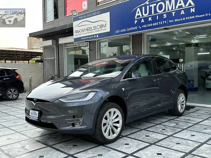 Tesla Model X 2018 4