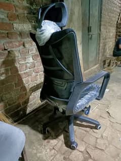 Exectiver chair