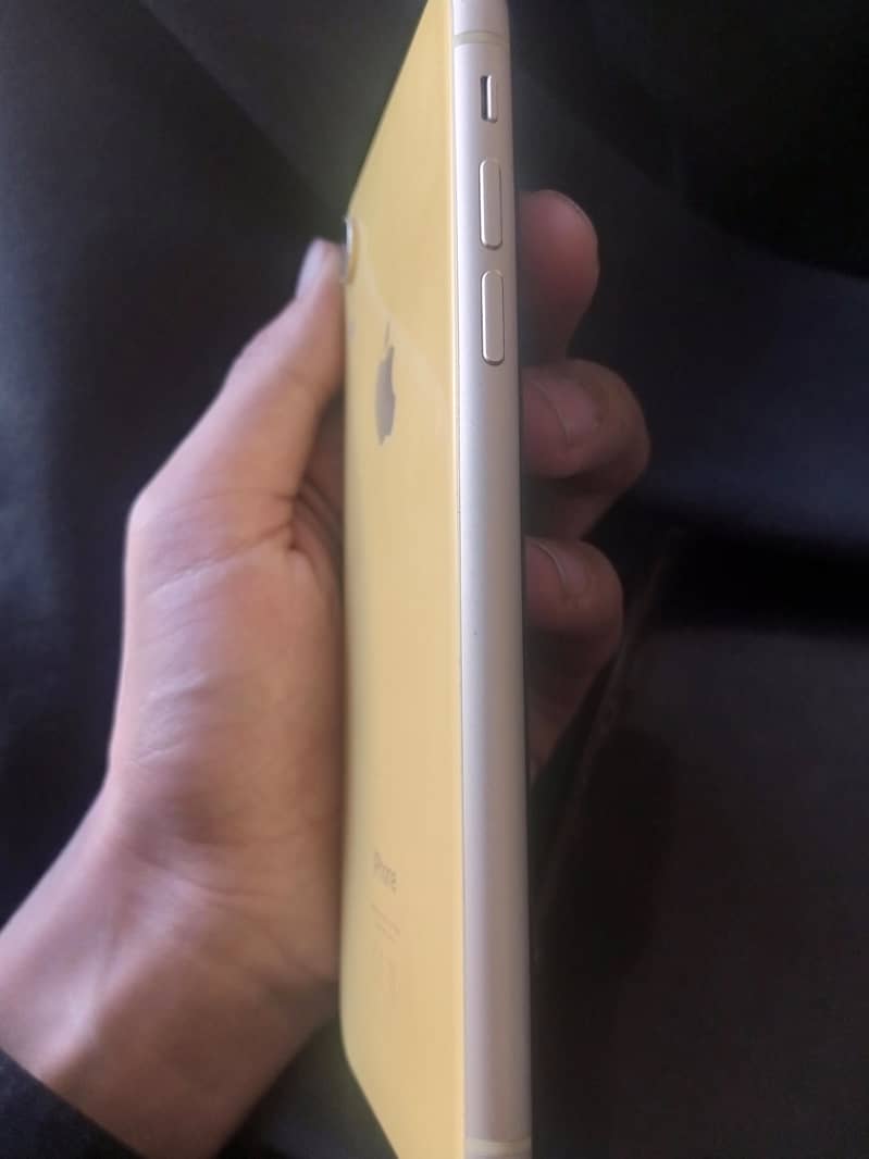 Iphone Xr 64 Gb factory unlocked 7