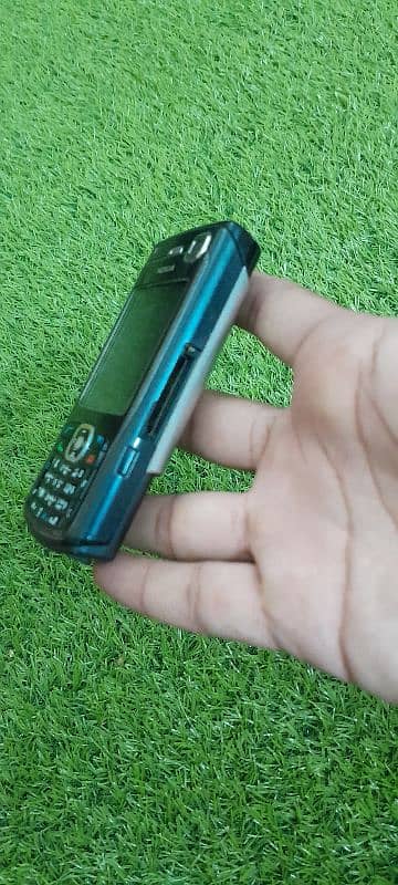 Nokia N07 flip phone non pta 5