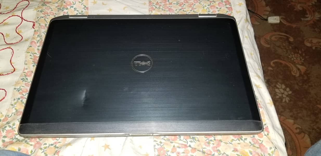 Dell model E65420 latitude core i7 2nd gen 4 gb ram 128 gb ssd hy 3