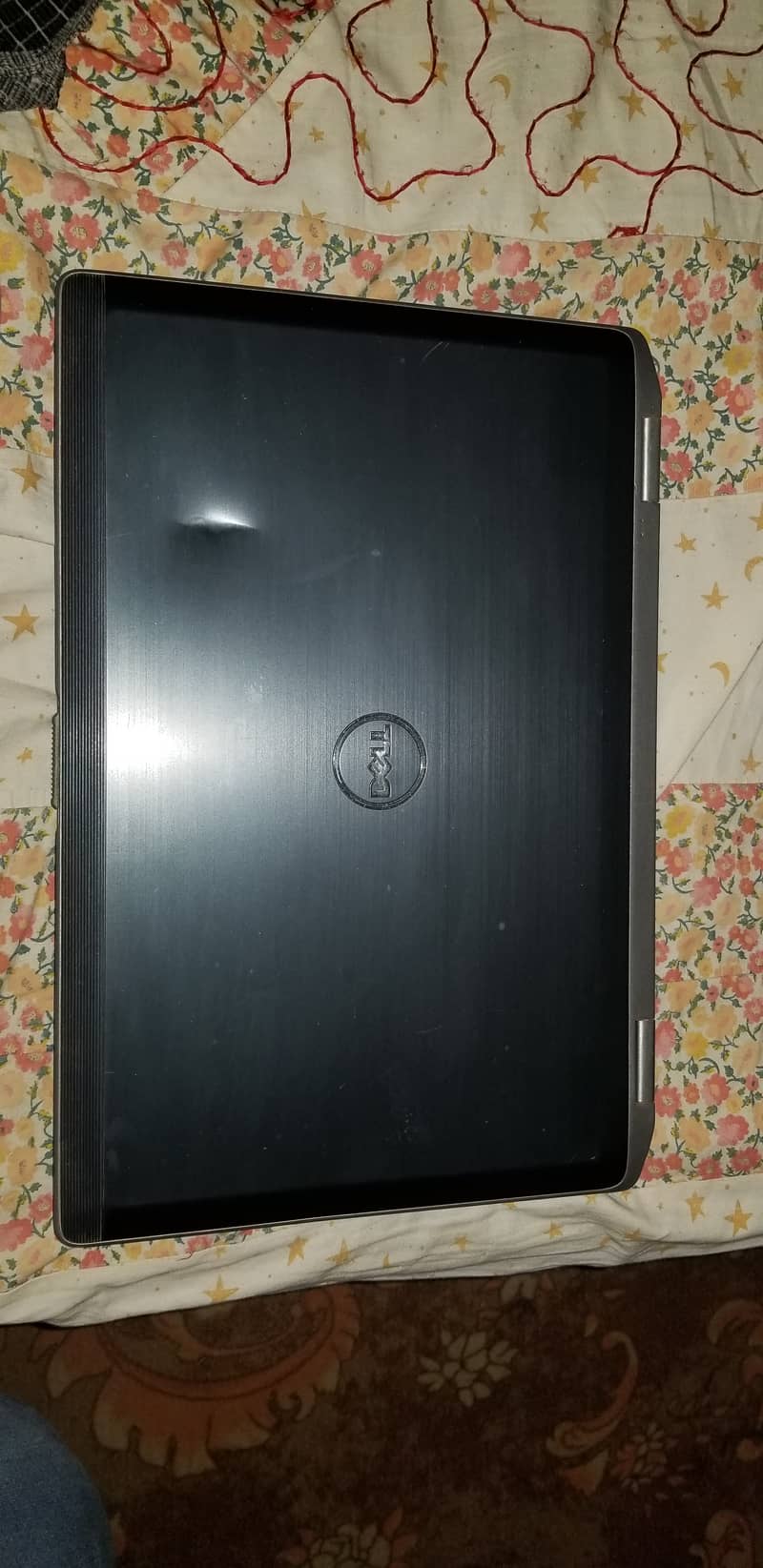 Dell model E65420 latitude core i7 2nd gen 4 gb ram 128 gb ssd hy 9