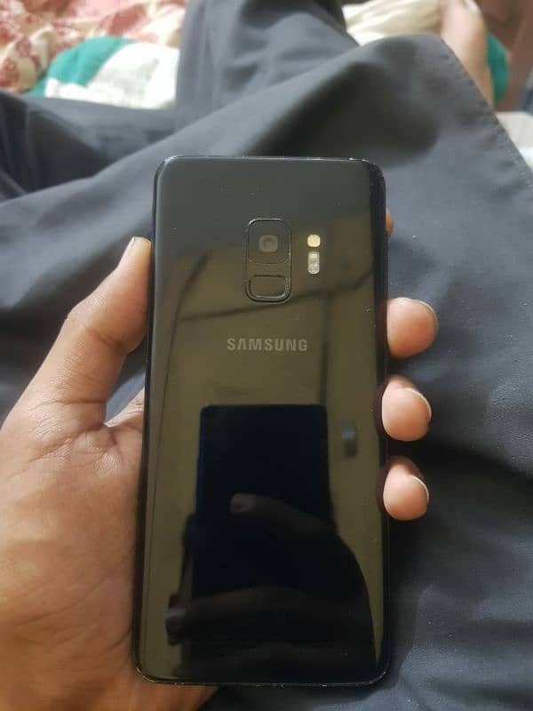 Samsung galaxy S9 officially PTA approved never repaired 1