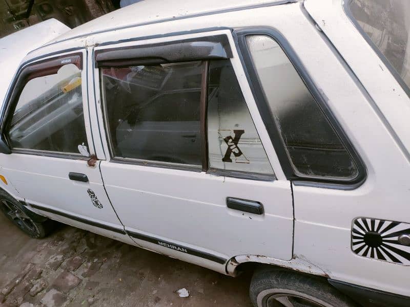 car Suzuki mehran 4