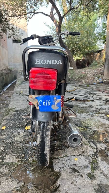 03016673798 Honda125 3