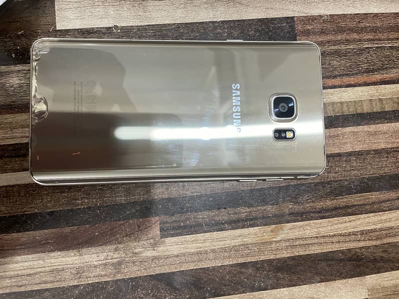 For Sale: Samsung Galaxy Note 5 – 64GB, 8GB RAM – Excellent Condition! 1