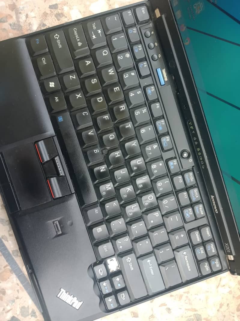 Intel Core i5 Lenovo Thinkpad X201 URGENT SALE 5