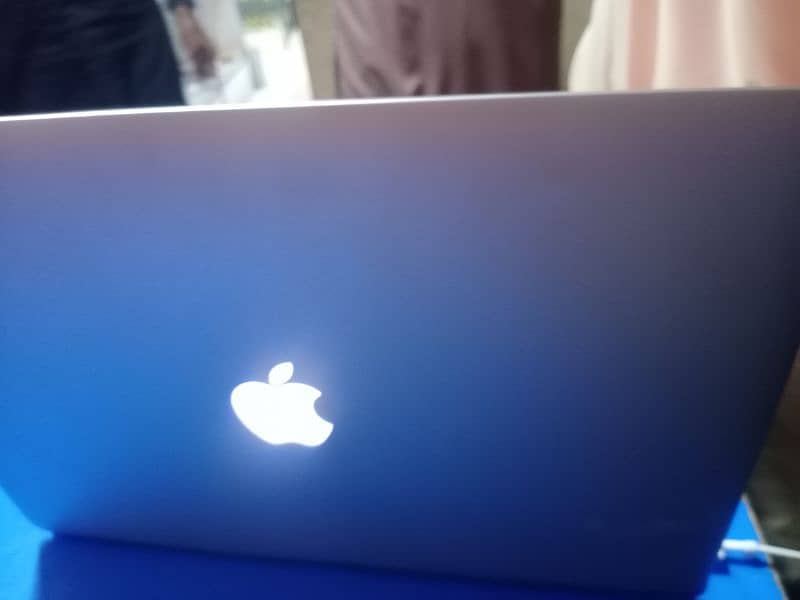 MacBook Pro  Full  OK  ha 1