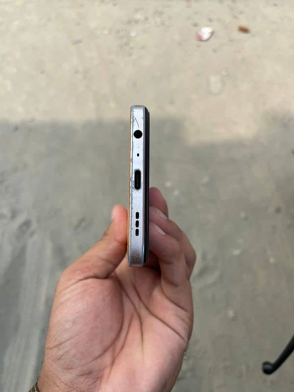 Oppo F21 Pro 4G 5