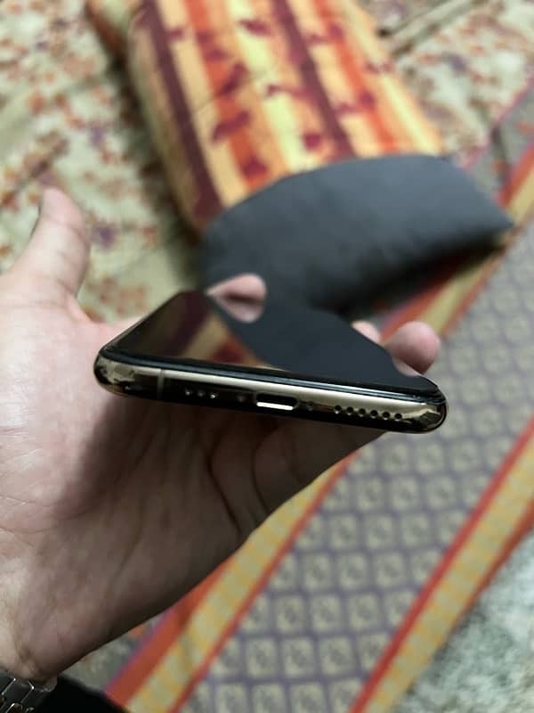 iphone xs 64 gold pta approved 1