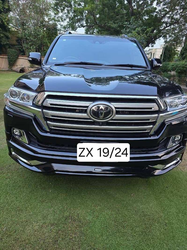 Toyota Land Cruiser ZX 2019 1