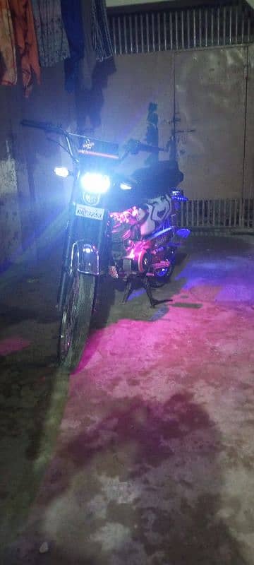 United 125 2017 model  very clean bike 0