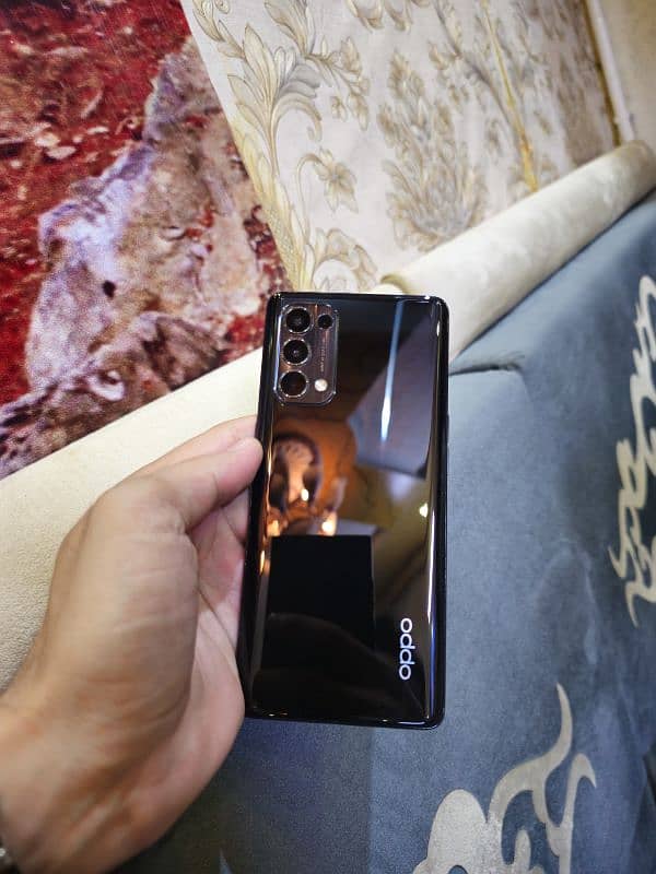 Oppo reno 5 pro . [[ 12 GB . 265GB]] 1