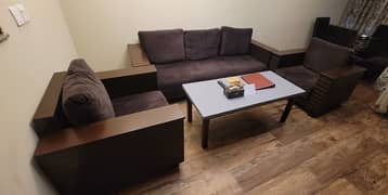 5 seater sofa set with table