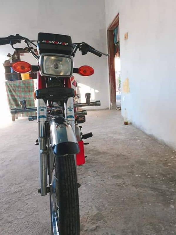 HONDA 125 2019 MODEL CONDITION 10/9 CONTACT 03211813157 1