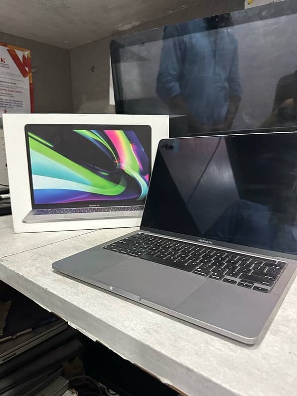 macbook pro m1 2020 2