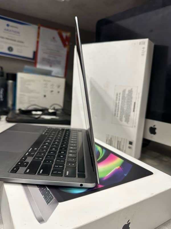 macbook pro m1 2020 5